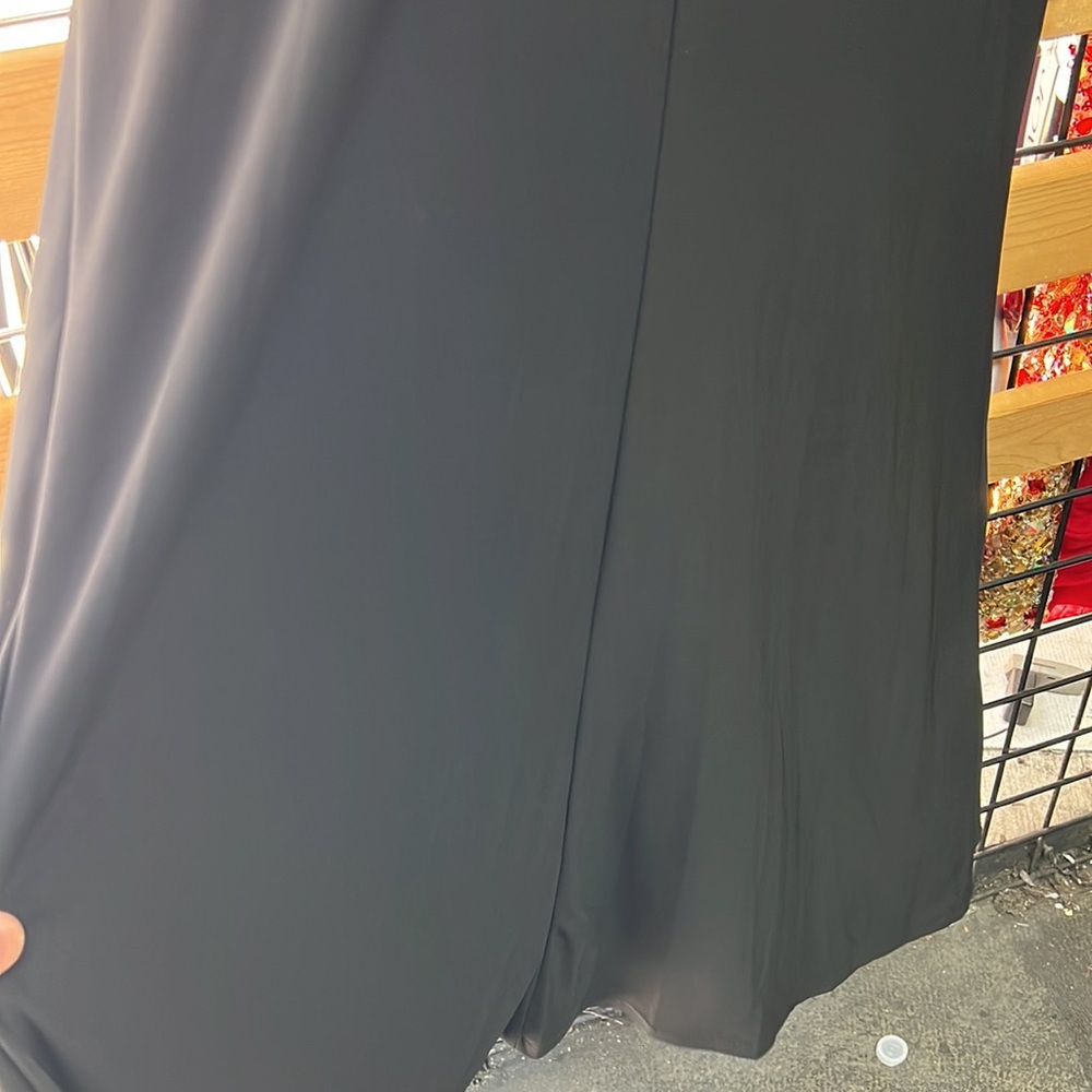 NWT,Nightway
Women's Balloon Cuff Sleeve Gown,black - Picture 8 of 17